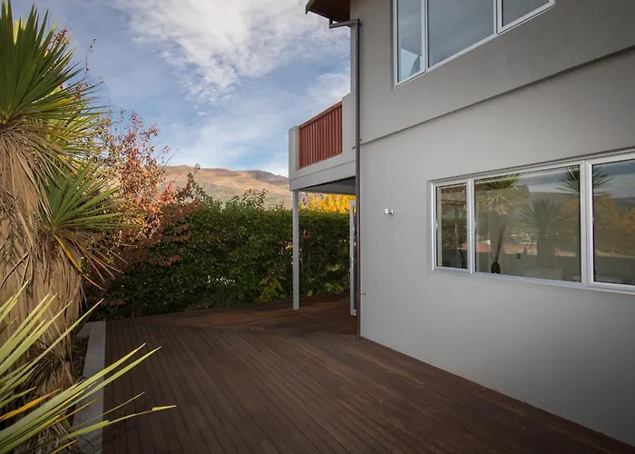 Skyline Outlook - * Wanaka